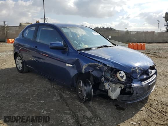 ✅ 2011 Hyundai Accent GS • VIN: KMHCM3AC8BU190990 • Лот: 41876715. Опубликован ранее на Copart с пробегом 148 564 миль. Бесплатный доступ к архиву аукционных продаж из США и подробный отчёт об истории автомобиля на DreamBid. Изображение 4.