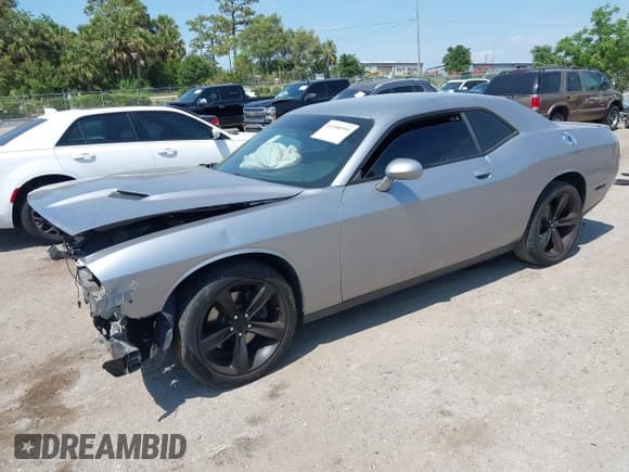 ✅ 2017 Dodge Challenger R/T Plus • VIN: 2C3CDZBT4HH548723 • Lot: 42108999. Listed on IAAI with 80,881 mi. Free auction sales archive from the USA and detailed vehicle history report at DreamBid. Image 2.