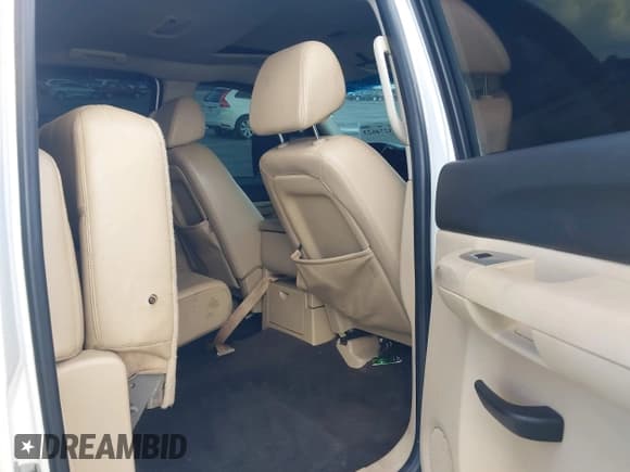 ✅ 2008 Chevrolet Silverado 2500HD LTZ • VIN: 1GCHK23698F169774 • Lot: 43274623. Wystawiony na IAAI z przebiegiem 272 098 mil. Bezpłatny archiwum sprzedaży aukcyjnych z USA i szczegółowy raport historii pojazdu na DreamBid. Zdjęcie 8.