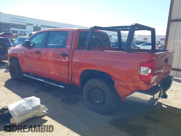 ✅ 2017 Toyota Tundra SR5 • VIN: 5TFEW5F19HX228776 • Лот: 43440954. Опубликован ранее на IAAI с пробегом 188 561 миль. Бесплатный доступ к архиву аукционных продаж из США и подробный отчёт об истории автомобиля на DreamBid. Изображение 3.