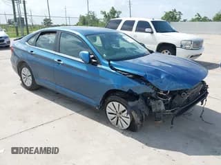 ✅ 2020 Volkswagen Jetta S • VIN: 3VWCB7BU1LM076924 • Лот: 42421239. Опубликован ранее на IAAI с пробегом 124 062 миль. Бесплатный доступ к архиву аукционных продаж из США и подробный отчёт об истории автомобиля на DreamBid. Изображение 1.