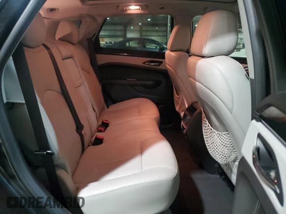 ✅ 2016 Cadillac SRX Luxury Collection • VIN: 3GYFNBE36GS569331 • Lot: 86246305. Wystawiony na Copart z przebiegiem 54 067 mil. Bezpłatny archiwum sprzedaży aukcyjnych z USA i szczegółowy raport historii pojazdu na DreamBid. Zdjęcie 11.