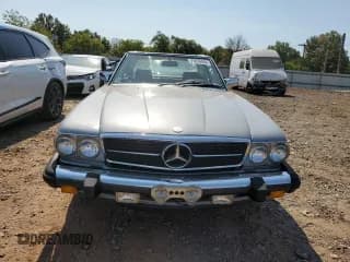 ✅ 1989 Mercedes-Benz 560 SL • VIN: WDBBA48D1KA096480 • Лот: 71076444. Опубликован ранее на Copart с пробегом 208 407 миль. Бесплатный доступ к архиву аукционных продаж из США и подробный отчёт об истории автомобиля на DreamBid. Изображение 5.