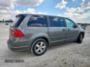 ✅ 2010 Volkswagen Routan SE • VIN: 2V4RW3D18AR395441 • Lot: 71494885. Listed on Copart with 154,930 mi. Free auction sales archive from the USA and detailed vehicle history report at DreamBid. Image 3.