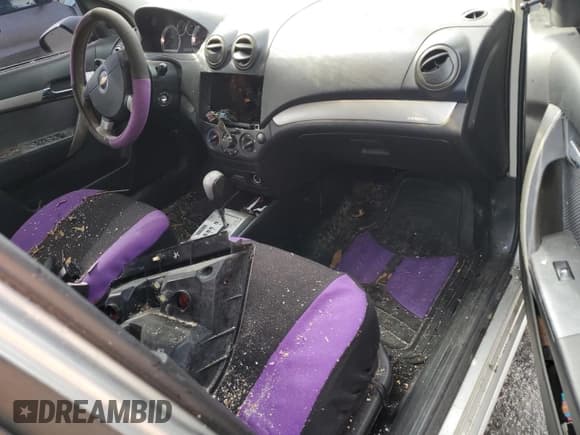 ✅ 2007 Chevrolet Aveo LS • VIN: KL1TD56607B118002 • Lot: 42345815. Wystawiony na Copart z przebiegiem Nie podano. Bezpłatny archiwum sprzedaży aukcyjnych z USA i szczegółowy raport historii pojazdu na DreamBid. Zdjęcie 8.