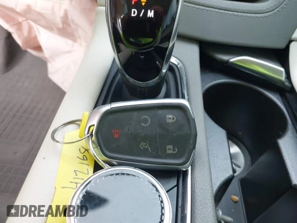 ✅ 2021 Cadillac XT5 FWD Premium Luxury • VIN: 1GYKNCRS2MZ185678 • Лот: 41143084. Опубликован ранее на IAAI с пробегом 25 399 миль. Бесплатный доступ к архиву аукционных продаж из США и подробный отчёт об истории автомобиля на DreamBid. Изображение 11.