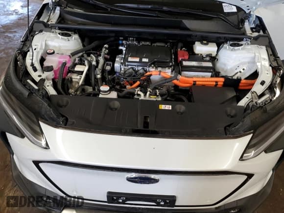 ✅ 2025 Subaru Solterra Limited • VIN: JTMABABA8SA092532 • Lot: 61031715. Wystawiony na Copart z przebiegiem 188 mil. Bezpłatny archiwum sprzedaży aukcyjnych z USA i szczegółowy raport historii pojazdu na DreamBid. Zdjęcie 12.