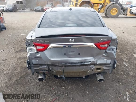 ✅ 2016 Nissan Maxima SV • VIN: 1N4AA6AP7GC386303 • Lot: 43712123. Listed on IAAI with 135,238 mi. Free auction sales archive from the USA and detailed vehicle history report at DreamBid. Image 16.