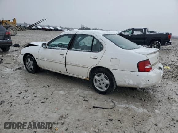 ✅ 2001 Nissan Altima GXE • VIN: 1N4DL01DX1C129458 • Лот: 81694274. Опубликован ранее на Copart с пробегом Не указан. Бесплатный доступ к архиву аукционных продаж из США и подробный отчёт об истории автомобиля на DreamBid. Изображение 2.