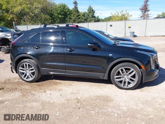 ✅ 2019 Cadillac XT4 AWD Sport • VIN: 1GYFZFR40KF223853 • Lot: 43393068. Listed on IAAI with 74,402 mi. Free auction sales archive from the USA and detailed vehicle history report at DreamBid. Image 14.