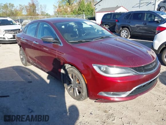 ✅ 2016 Chrysler 200 Limited • VIN: 1C3CCCAGXGN197343 • Lot: 43358650. Wystawiony na IAAI z przebiegiem 62 070 mil. Bezpłatny archiwum sprzedaży aukcyjnych z USA i szczegółowy raport historii pojazdu na DreamBid. Zdjęcie 1.