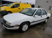 ✅ 1993 Chevrolet Corsica LT • VIN: 1G1LT53T4PY262289 • Лот: 81687643. Опубликован ранее на Copart с пробегом 236 597 миль. Бесплатный доступ к архиву аукционных продаж из США и подробный отчёт об истории автомобиля на DreamBid. Изображение 1.