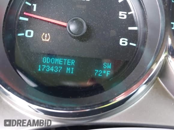 ✅ 2013 Chevrolet Silverado 1500 LT • VIN: 1GCRKSE71DZ154074 • Lot: 42949179. Listed on IAAI with 173,437 mi. Free auction sales archive from the USA and detailed vehicle history report at DreamBid. Image 15.