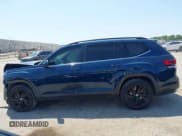 ✅ 2022 Volkswagen Atlas SE • VIN: 1V2WR2CA8NC536585 • Lot: 42950553. Listed on IAAI with 38,621 mi. Free auction sales archive from the USA and detailed vehicle history report at DreamBid. Image 14.