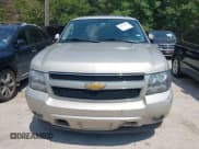 ✅ 2013 Chevrolet Tahoe LT • VIN: 1GNSCBE02DR341400 • Lot: 42925386. Wystawiony na IAAI z przebiegiem 242 739 mil. Bezpłatny archiwum sprzedaży aukcyjnych z USA i szczegółowy raport historii pojazdu na DreamBid. Zdjęcie 12.