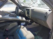 ✅ 2001 Ford Explorer Sport Trac • VIN: 1FMZU67E51UC42109 • Lot: 41840669. Listed on IAAI with 270,992 mi. Free auction sales archive from the USA and detailed vehicle history report at DreamBid. Image 5.