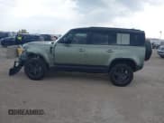 ✅ 2025 Land Rover Defender S • VIN: SALEJ7EXXS2363441 • Лот: 43457339. Опубликован ранее на IAAI с пробегом 2 748 миль. Бесплатный доступ к архиву аукционных продаж из США и подробный отчёт об истории автомобиля на DreamBid. Изображение 15.