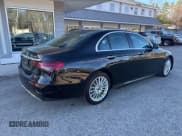 ✅ 2023 Mercedes-Benz E 350 • VIN: W1KZF8EB2PB100118 • Lot: 43758337. Wystawiony na IAAI z przebiegiem 79 154 mil. Bezpłatny archiwum sprzedaży aukcyjnych z USA i szczegółowy raport historii pojazdu na DreamBid. Zdjęcie 4.