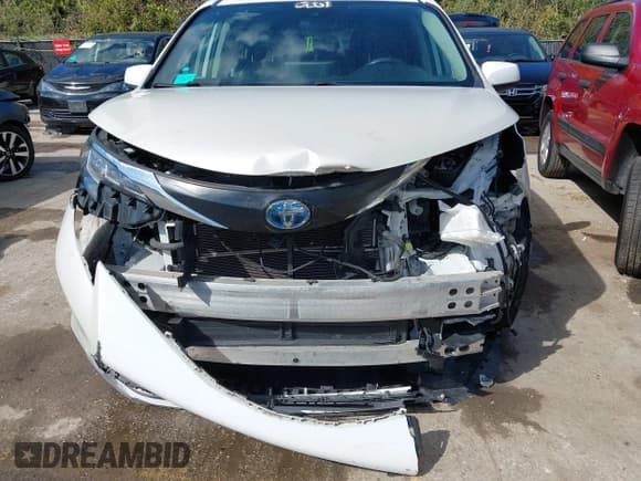 ✅ 2021 Toyota Sienna LE • VIN: 5TDKRKEC0MS045181 • Лот: 43303803. Опубликован ранее на IAAI с пробегом 159 390 миль. Бесплатный доступ к архиву аукционных продаж из США и подробный отчёт об истории автомобиля на DreamBid. Изображение 6.