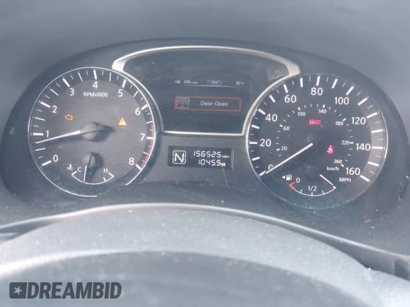 ✅ 2013 Nissan Pathfinder SV • VIN: 5N1AR2MMXDC641515 • Lot: 42570637. Listed on IAAI with 156,525 mi. Free auction sales archive from the USA and detailed vehicle history report at DreamBid. Image 7.