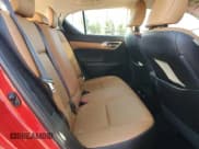 ✅ 2014 Lexus CT 200h • VIN: JTHKD5BH5E2188330 • Lot: 82252665. Wystawiony na Copart z przebiegiem 182 593 mil. Bezpłatny archiwum sprzedaży aukcyjnych z USA i szczegółowy raport historii pojazdu na DreamBid. Zdjęcie 10.