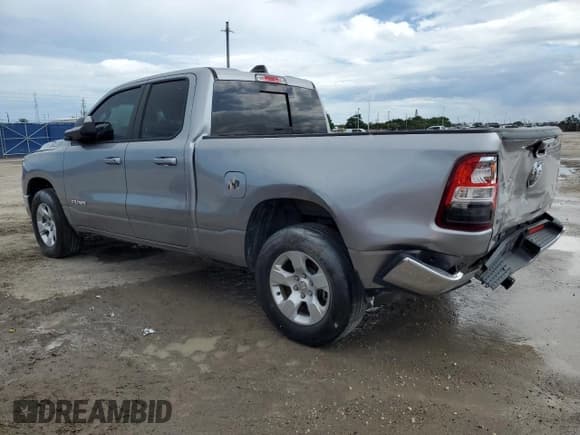 ✅ 2021 Ram 1500 Big Horn • VIN: 1C6RREBG0MN821572 • Лот: 85916945. Опубликован ранее на Copart с пробегом 39 108 миль. Бесплатный доступ к архиву аукционных продаж из США и подробный отчёт об истории автомобиля на DreamBid. Изображение 2.