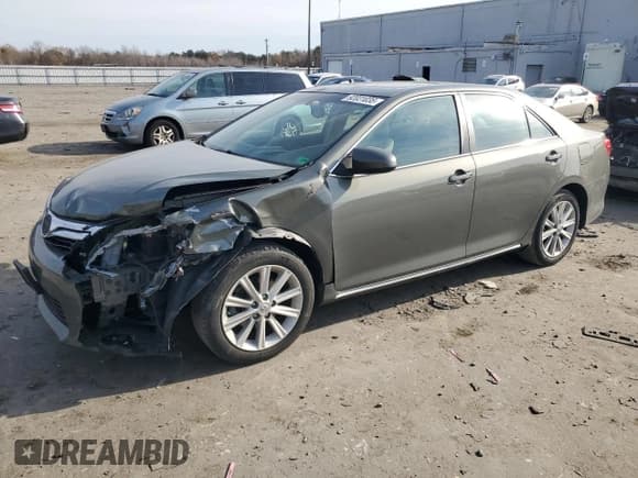 ✅ 2014 Toyota Camry SE • VIN: 4T1BK1FK4EU543784 • Лот: 92031035. Опубликован ранее на Copart с пробегом 203 431 миль. Бесплатный доступ к архиву аукционных продаж из США и подробный отчёт об истории автомобиля на DreamBid. Изображение 1.