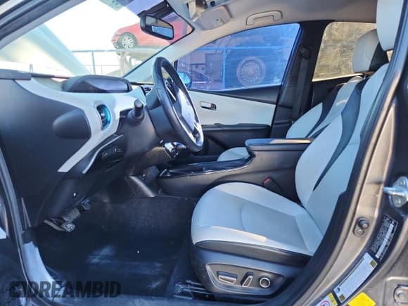 ✅ 2016 Toyota Prius Four • VIN: JTDKARFU3G3020272 • Лот: 90438605. Опубликован ранее на Copart с пробегом 112 596 миль. Бесплатный доступ к архиву аукционных продаж из США и подробный отчёт об истории автомобиля на DreamBid. Изображение 7.