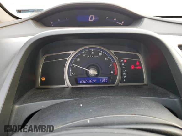 ✅ 2010 Honda Civic DX-G • VIN: 2HGFA1F49AH005736 • Лот: 68766375. Опубликован ранее на Copart с пробегом 252 416 миль. Бесплатный доступ к архиву аукционных продаж из США и подробный отчёт об истории автомобиля на DreamBid. Изображение 9.