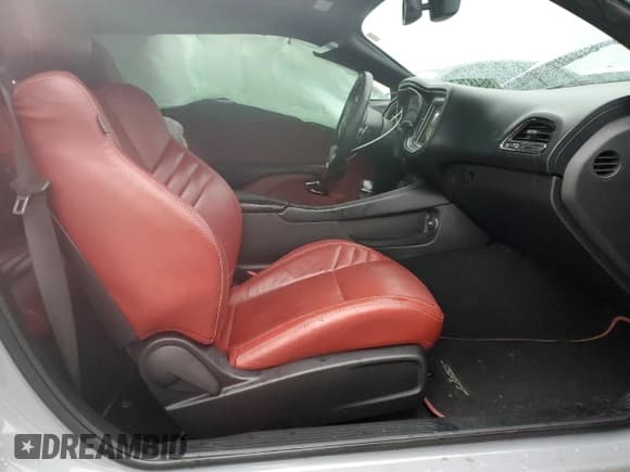 ✅ 2021 Dodge Challenger SRT Super Stock • VIN: 2C3CDZL97MH529631 • Lot: 86487574. Wystawiony na Copart z przebiegiem Nie podano. Bezpłatny archiwum sprzedaży aukcyjnych z USA i szczegółowy raport historii pojazdu na DreamBid. Zdjęcie 7.