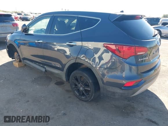 ✅ 2018 Hyundai Santa Fe 2.4L • VIN: 5NMZTDLB6JH107445 • Лот: 43616709. Опубликован ранее на IAAI с пробегом 145 221 миль. Бесплатный доступ к архиву аукционных продаж из США и подробный отчёт об истории автомобиля на DreamBid. Изображение 3.