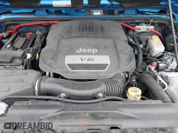 ✅ 2015 Jeep Wrangler Unlimited Sport • VIN: 1C4BJWDG4FL508785 • Lot: 41738598. Wystawiony na IAAI z przebiegiem 115 564 mil. Bezpłatny archiwum sprzedaży aukcyjnych z USA i szczegółowy raport historii pojazdu na DreamBid. Zdjęcie 10.