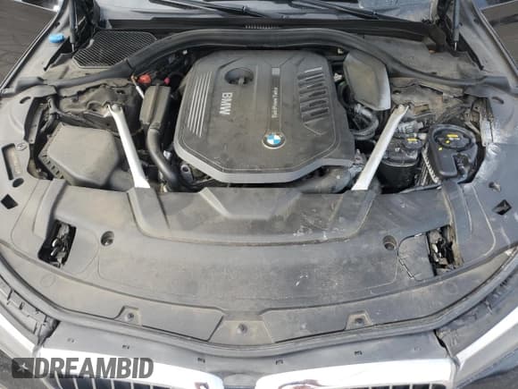 ✅ 2019 BMW 7 Series 740i xDrive • VIN: WBA7E4C55KGV70002 • Lot: 66395815. Listed on Copart with 128,606 mi. Free auction sales archive from the USA and detailed vehicle history report at DreamBid. Image 11.