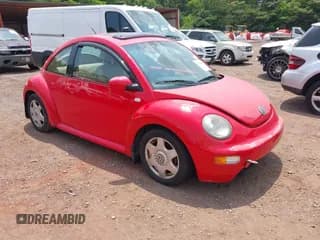 ✅ 2001 Volkswagen Beetle GLS • VIN: 3VWCS21C01M406402 • Lot: 42366683. Listed on IAAI with 171,574 mi. Free auction sales archive from the USA and detailed vehicle history report at DreamBid. Image 1.
