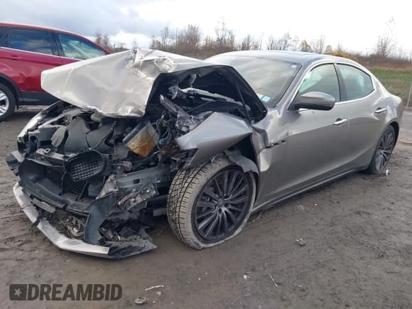 ✅ 2018 Maserati Ghibli S Q4 • VIN: ZAM57YTA8J1281315 • Lot: 43532171. Listed on IAAI with Not provided. Free auction sales archive from the USA and detailed vehicle history report at DreamBid. Image 17.