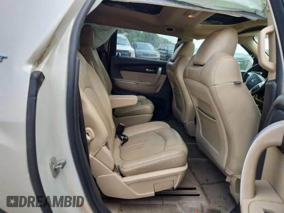 ✅ 2012 GMC Acadia SLT2 • VIN: 1GKKRSED6CJ403750 • Lot: 70475265. Wystawiony na Copart z przebiegiem 214 871 mil. Bezpłatny archiwum sprzedaży aukcyjnych z USA i szczegółowy raport historii pojazdu na DreamBid. Zdjęcie 11.