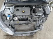 ✅ 2019 Hyundai Elantra SE • VIN: KMHD74LF0KU757010 • Lot: 81782175. Wystawiony na Copart z przebiegiem 77 147 mil. Bezpłatny archiwum sprzedaży aukcyjnych z USA i szczegółowy raport historii pojazdu na DreamBid. Zdjęcie 11.