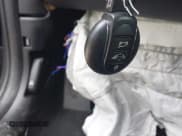 ✅ 2017 MINI Convertible Cooper S • VIN: WMWWG9C5XH3C22847 • Lot: 41940809. Wystawiony na IAAI z przebiegiem Nie podano. Bezpłatny archiwum sprzedaży aukcyjnych z USA i szczegółowy raport historii pojazdu na DreamBid. Zdjęcie 11.