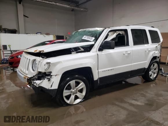 ✅ 2014 Jeep Patriot Limited • VIN: 1C4NJRCBXED528973 • Lot: 49798935. Listed on Copart with 93,778 mi. Free auction sales archive from the USA and detailed vehicle history report at DreamBid. Image 1.