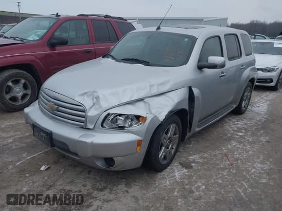 ✅ 2010 Chevrolet HHR 1LT • VIN: 3GNBABDB6AS647646 • Lot: 41553221. Listed on IAAI with 133,546 mi. Free auction sales archive from the USA and detailed vehicle history report at DreamBid. Image 2.
