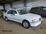✅ 1994 Mercedes-Benz 200 220 • VIN: WDBHA22E7RF004365 • Лот: 51137945. Опубликован ранее на Copart с пробегом 185 716 миль. Бесплатный доступ к архиву аукционных продаж из США и подробный отчёт об истории автомобиля на DreamBid. Изображение 4.