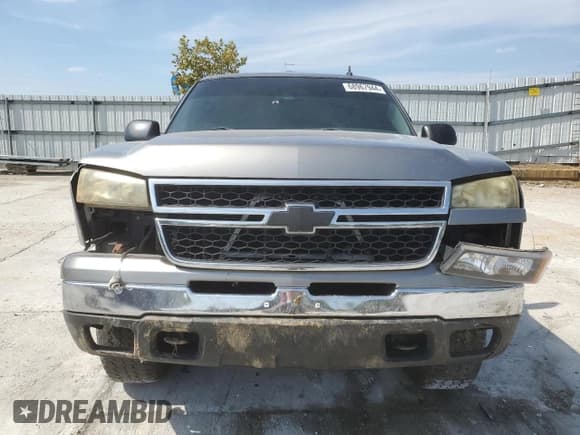 ✅ 2006 Chevrolet Silverado 1500 LT1 • VIN: 2GCEK13T161159098 • Лот: 68967944. Опубликован ранее на Copart с пробегом 169 058 миль. Бесплатный доступ к архиву аукционных продаж из США и подробный отчёт об истории автомобиля на DreamBid. Изображение 5.