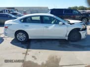 ✅ 2015 Nissan Altima SV • VIN: 1N4AL3AP5FC579704 • Lot: 43518349. Wystawiony na IAAI z przebiegiem 157 687 mil. Bezpłatny archiwum sprzedaży aukcyjnych z USA i szczegółowy raport historii pojazdu na DreamBid. Zdjęcie 13.