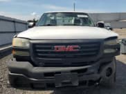 ✅ 2005 GMC Sierra 1500 • VIN: 1GTHC24295E240157 • Лот: 68437935. Опубликован ранее на Copart с пробегом 177 173 миль. Бесплатный доступ к архиву аукционных продаж из США и подробный отчёт об истории автомобиля на DreamBid. Изображение 5.