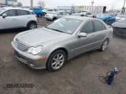 ✅ 2007 Mercedes-Benz C 280 Luxury • VIN: WDBRF92HX7F871684 • Lot: 41461023. Wystawiony na IAAI z przebiegiem 176 038 mil. Bezpłatny archiwum sprzedaży aukcyjnych z USA i szczegółowy raport historii pojazdu na DreamBid. Zdjęcie 2.