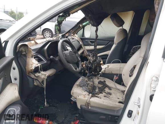 ✅ 2023 Subaru Ascent Limited • VIN: 4S4WMASD1P3441953 • Lot: 39995135. Listed on IAAI with Not provided. Free auction sales archive from the USA and detailed vehicle history report at DreamBid. Image 5.