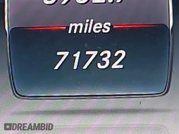 ✅ 2017 Mercedes-Benz C 300 • VIN: 55SWF4KB7HU190308 • Lot: 41138140. Wystawiony na IAAI z przebiegiem 71 732 mil. Bezpłatny archiwum sprzedaży aukcyjnych z USA i szczegółowy raport historii pojazdu na DreamBid. Zdjęcie 16.