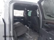 ✅ 2023 Chevrolet Silverado 1500 LT Trail Boss • VIN: 3GCUDFED4PG302112 • Lot: 41241051. Wystawiony na IAAI z przebiegiem 30 908 mil. Bezpłatny archiwum sprzedaży aukcyjnych z USA i szczegółowy raport historii pojazdu na DreamBid. Zdjęcie 8.