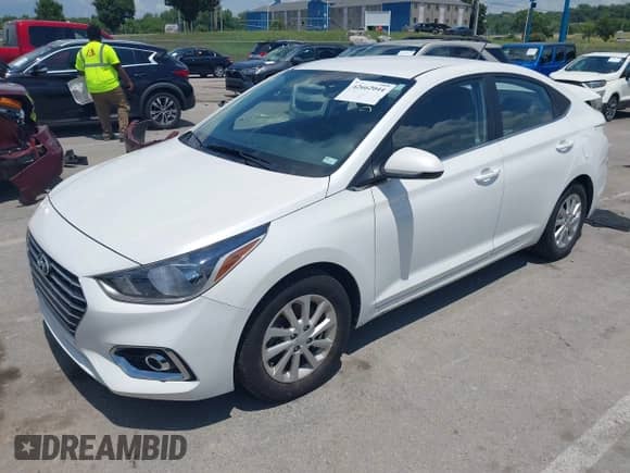 2020 Hyundai Accent SE with VIN 3KPC24A61LE094595, listed as a IAAI auction lot 42662044 with 64,417 mi miles and . Bid and sale history available at DreamBid. Image 17.
