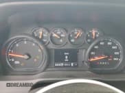 ✅ 2025 Chevrolet Silverado 2500HD • VIN: 2GC4KLEY5S1139270 • Lot: 86706435. Wystawiony na Copart z przebiegiem 10 513 mil. Bezpłatny archiwum sprzedaży aukcyjnych z USA i szczegółowy raport historii pojazdu na DreamBid. Zdjęcie 9.